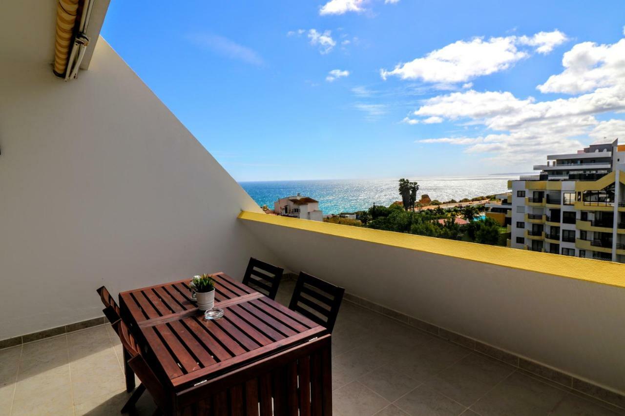 Апартаменты By The Sea - Sea View Torres Портиман Экстерьер фото
