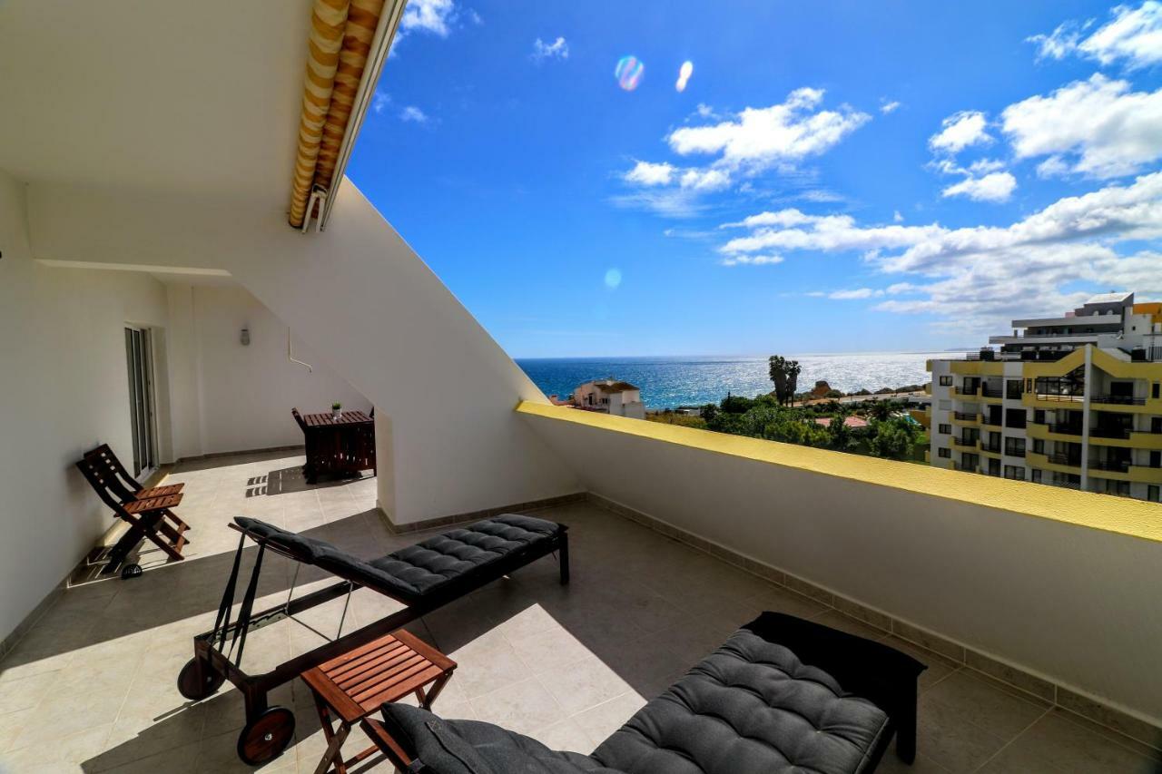 Апартаменты By The Sea - Sea View Torres Портиман Экстерьер фото